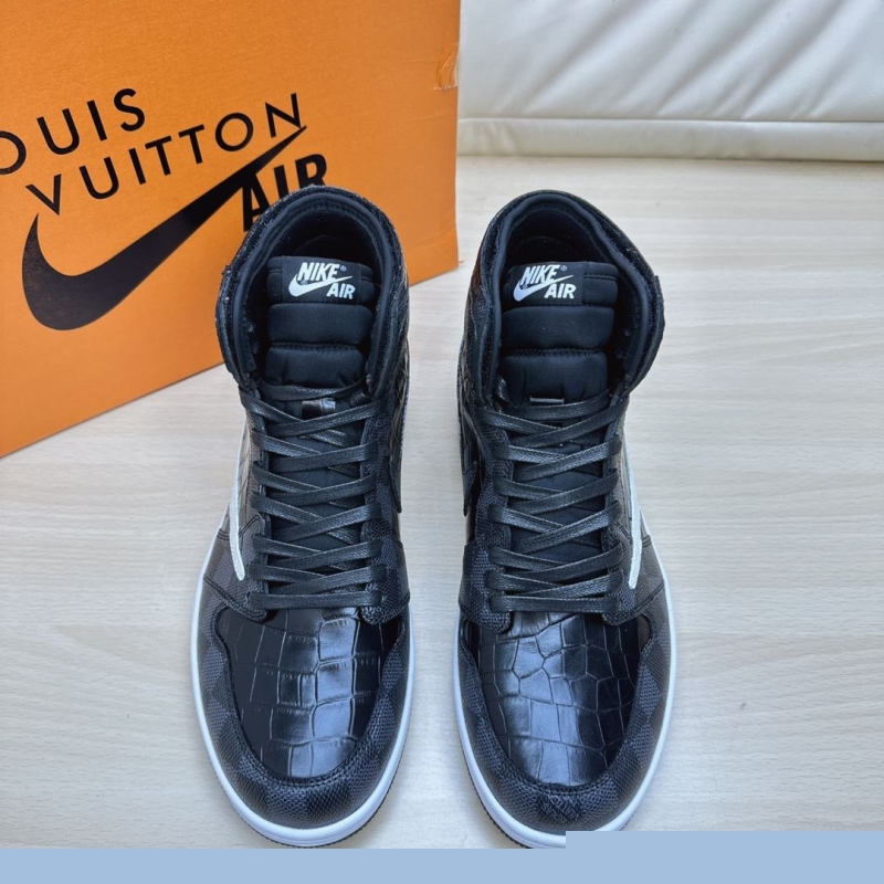 l**is V*t*n sneakers